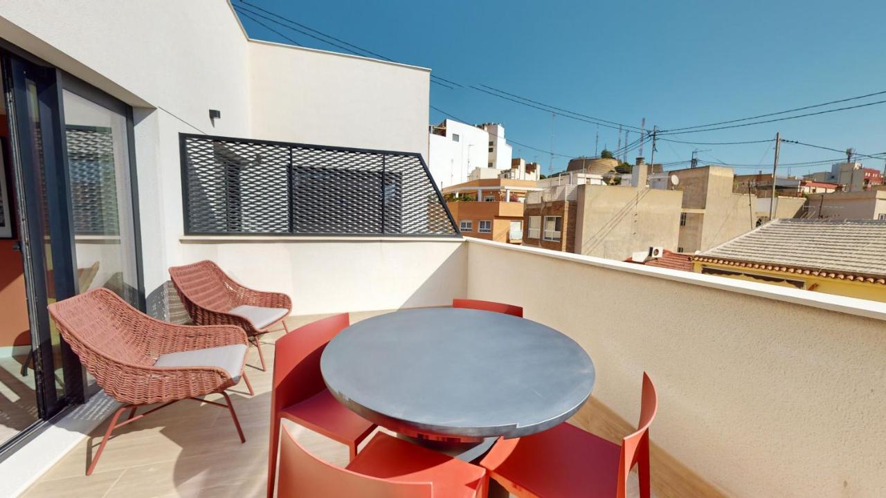 شقة Alicante Colorful Penthouse Center 5C المظهر الخارجي الصورة