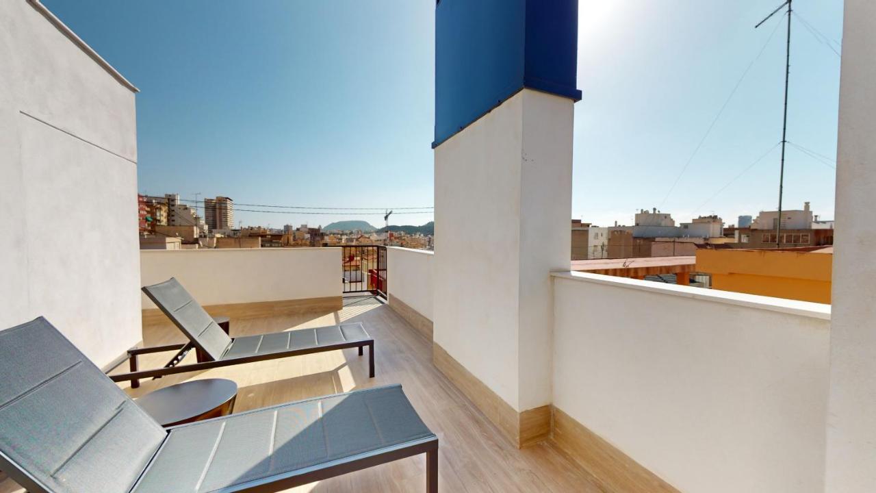 شقة Alicante Colorful Penthouse Center 5C المظهر الخارجي الصورة