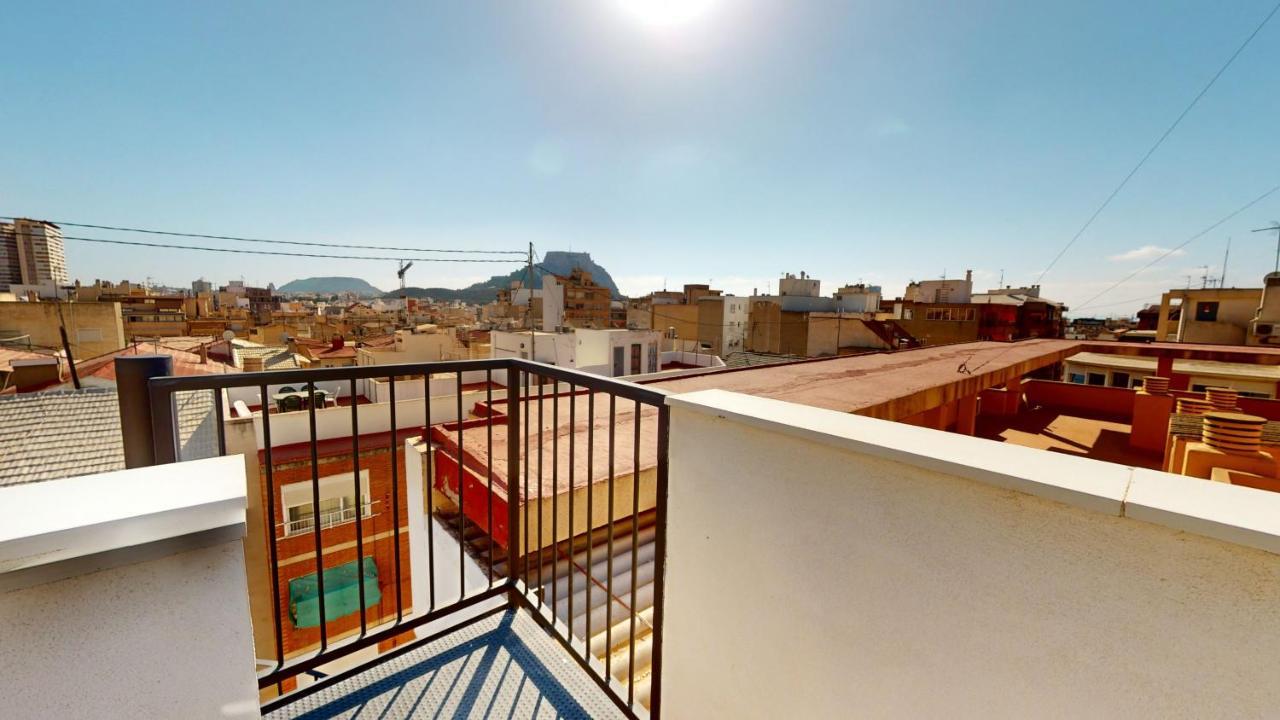 شقة Alicante Colorful Penthouse Center 5C المظهر الخارجي الصورة