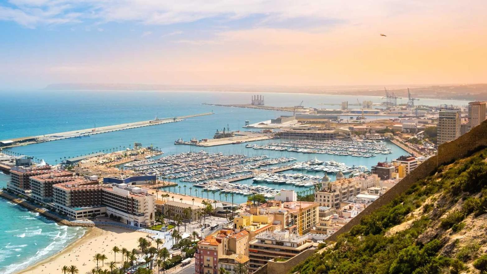 شقة Alicante Colorful Penthouse Center 5C المظهر الخارجي الصورة